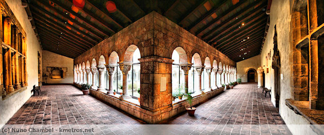 Claustro principal do mosteiro