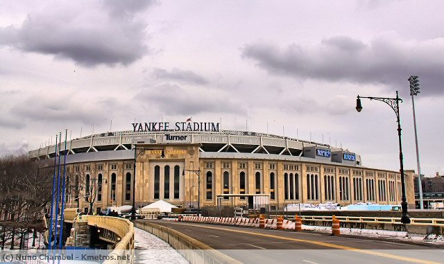 Novo Yankee Stadium, ainda em obras