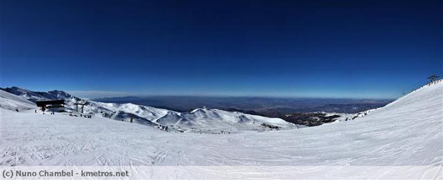 Panorâmica da estância de ski da Serra Nevada